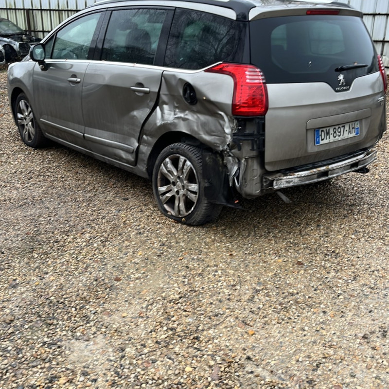 PEUGEOT 5008 1 PHASE 2 1.6 HDI - 8V TURBO Photo n°4