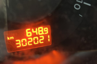 PEUGEOT 5008 1 PHASE 2 1.6 HDI - 8V TURBO