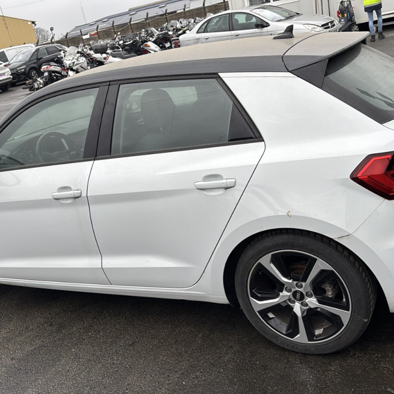 AUDI A1 2 SPORTBACK 1.0 30-TFSI - 12V TURBO Photo n°7