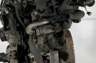 Moteur RENAULT TRAFIC 2