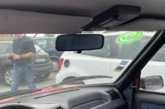 Vitre avant droit PEUGEOT 205