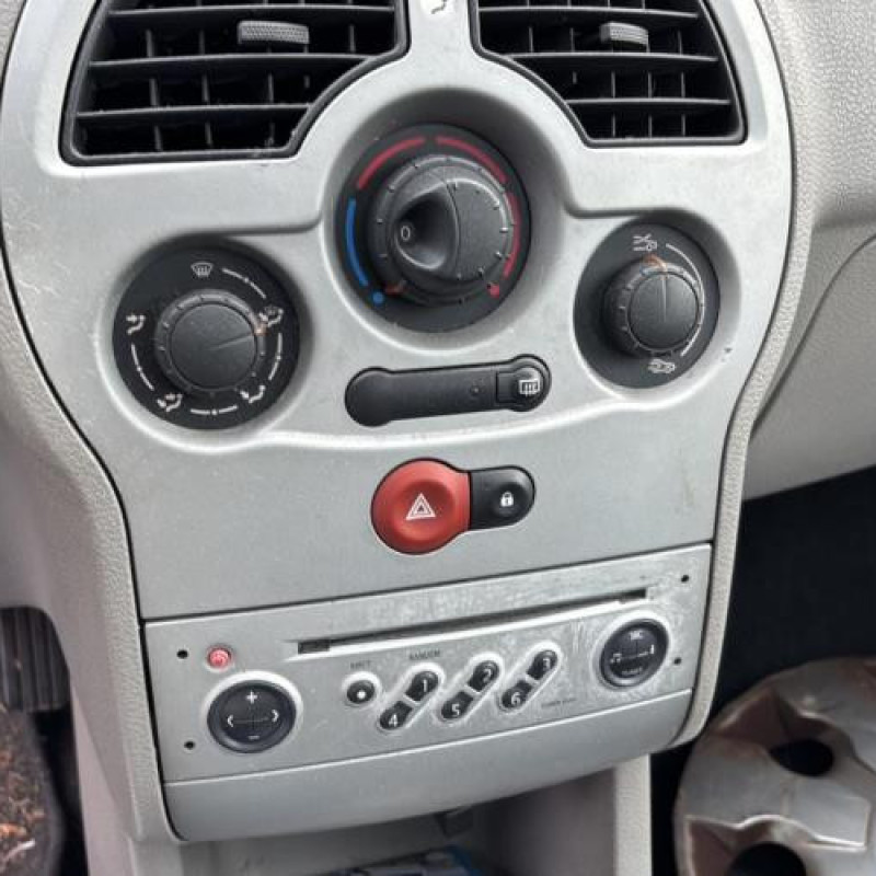 Plage arriere RENAULT MODUS Photo n°6