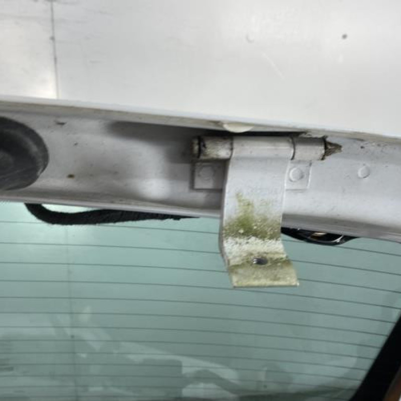 Malle/Hayon arriere OPEL MERIVA B Photo n°7