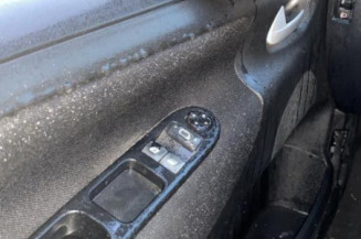 Com (Bloc Contacteur Tournant+Commodo Essuie Glace+Commodo Phare) PEUGEOT 207