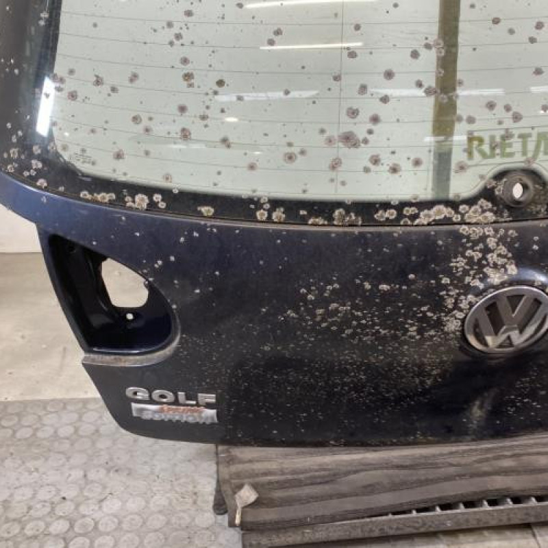 Malle/Hayon arriere VOLKSWAGEN GOLF 5 Photo n°7