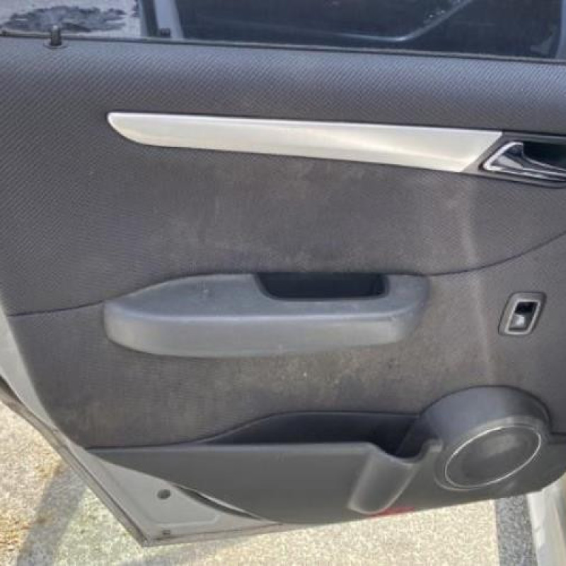 Pretensionneur de ceinture avant gauche MERCEDES CLASSE B 245 Photo n°20