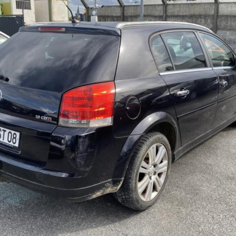 Pare choc arriere OPEL SIGNUM Photo n°11
