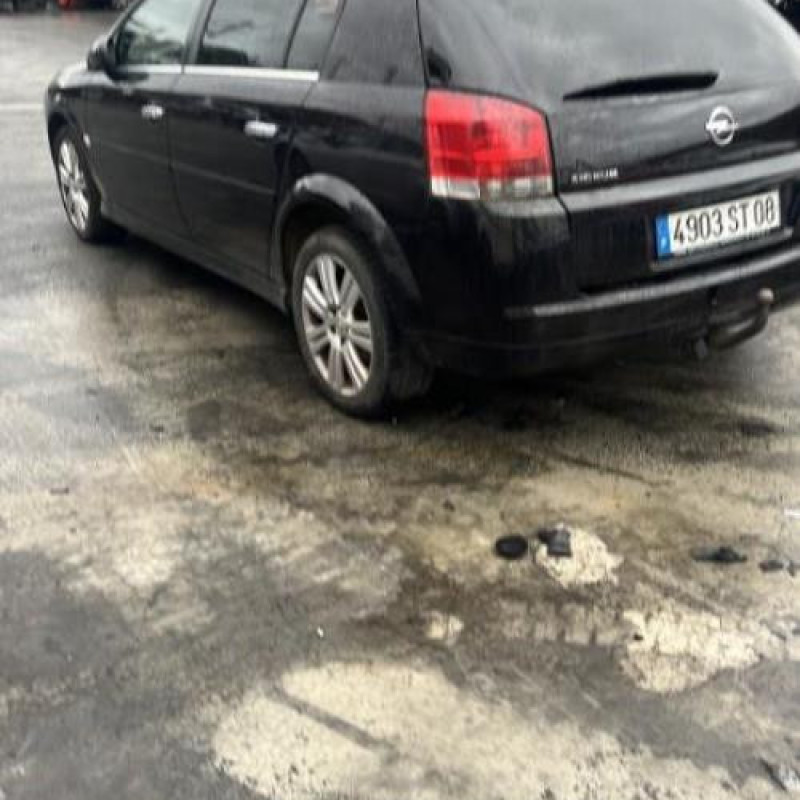 Pare choc arriere OPEL SIGNUM Photo n°17