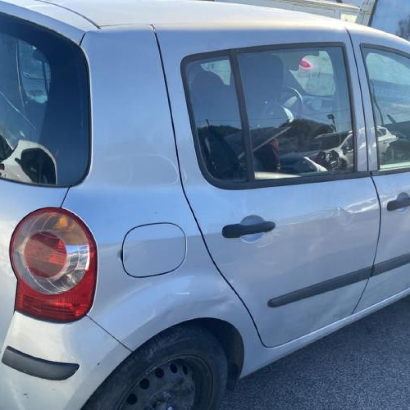 Plage arriere RENAULT MODUS Photo n°6