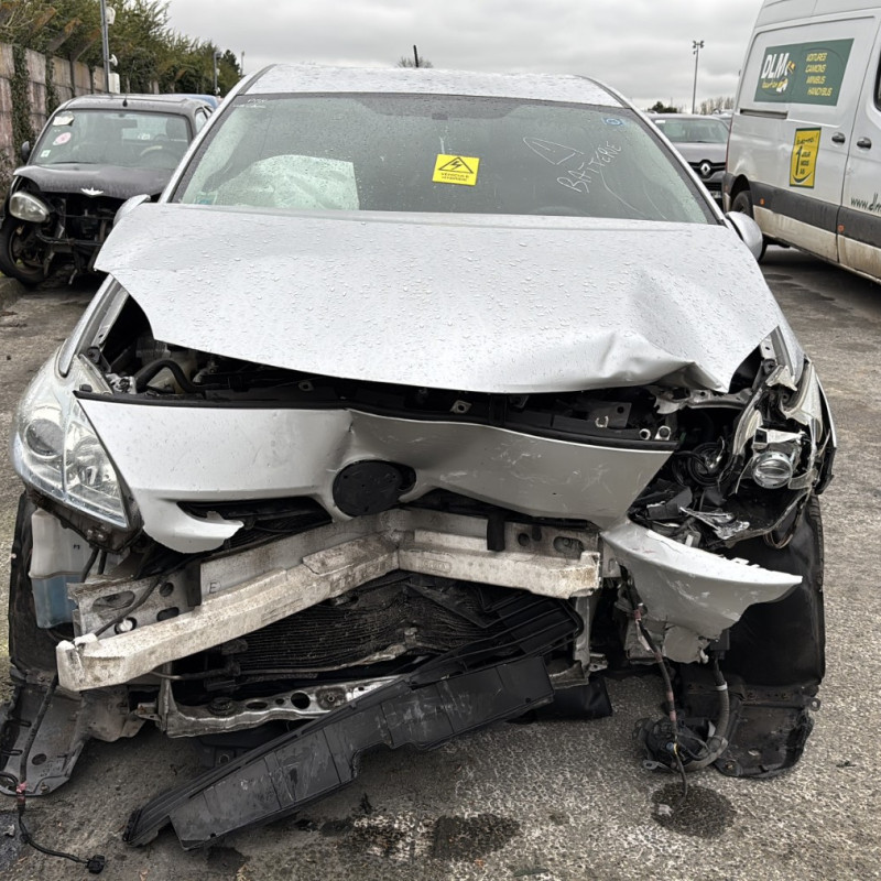 TOYOTA PRIUS 3 PHASE 1 1.8i - 16V HYBRID Photo n°8