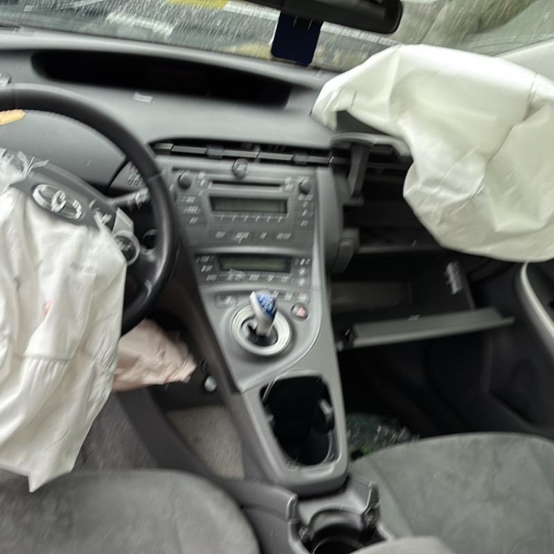 TOYOTA PRIUS 3 PHASE 1 1.8i - 16V HYBRID Photo n°12