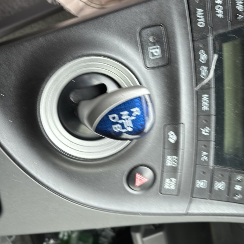 TOYOTA PRIUS 3 PHASE 1 1.8i - 16V HYBRID Photo n°17