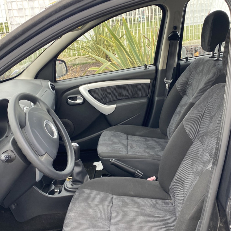DACIA SANDERO 1 1.5 DCI - 8V TURBO Photo n°7
