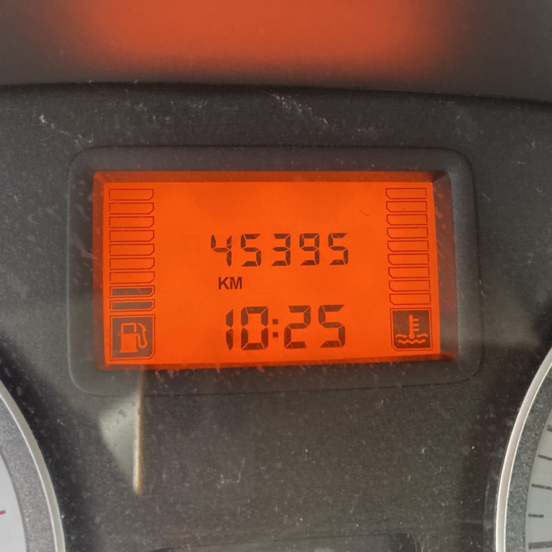 DACIA SANDERO 1 1.5 DCI - 8V TURBO Photo n°11