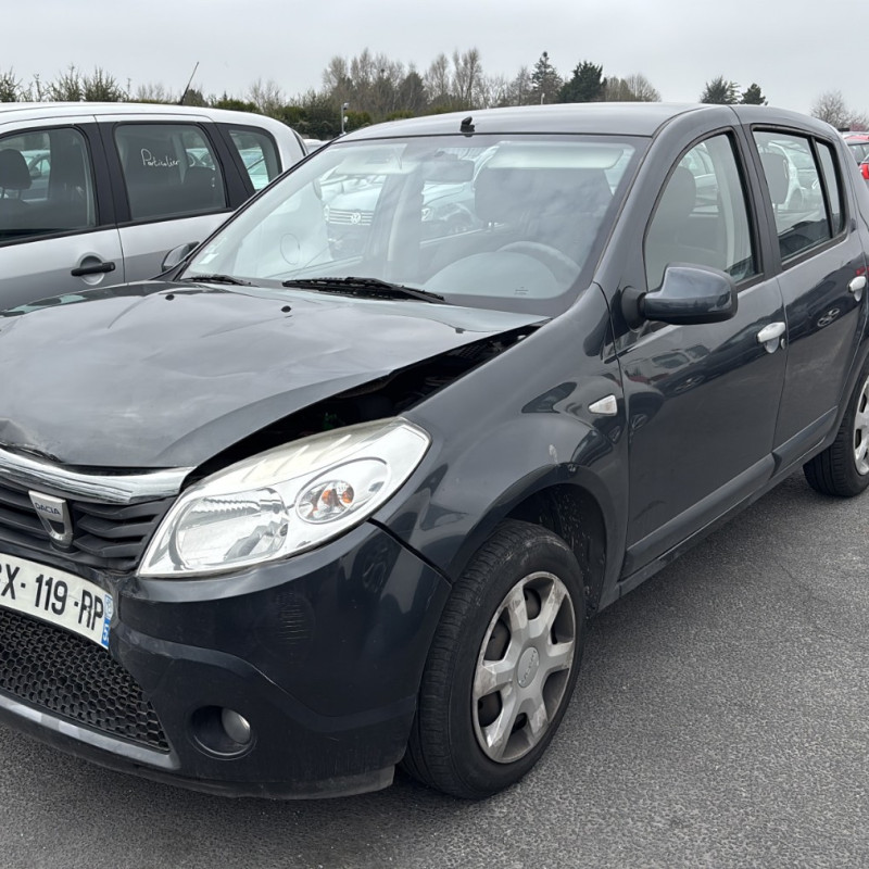 DACIA SANDERO 1 1.5 DCI - 8V TURBO Photo n°12