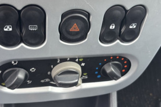 DACIA SANDERO 1 1.5 DCI - 8V TURBO