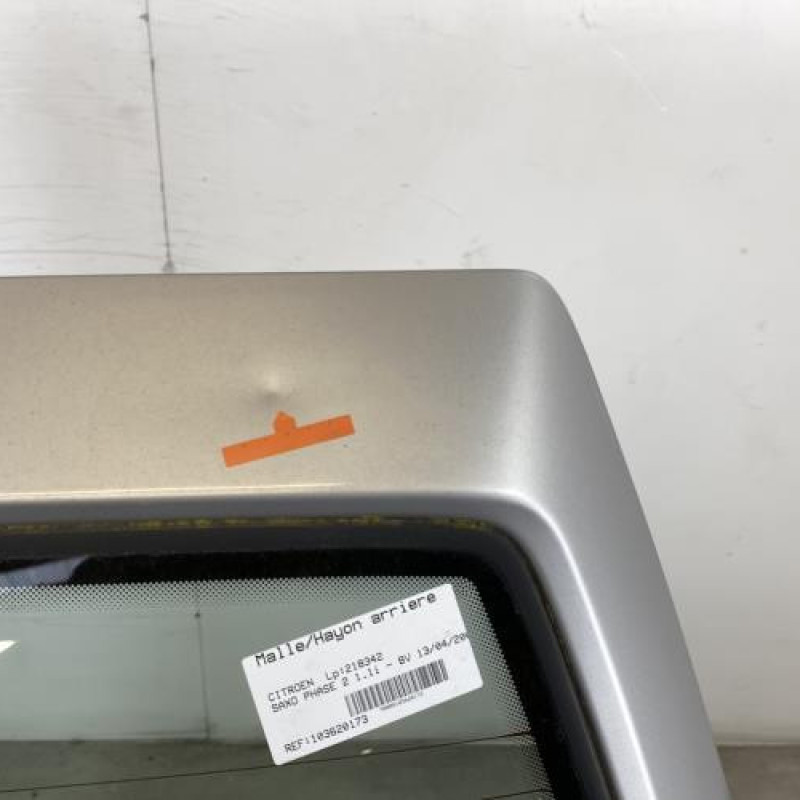 Malle/Hayon arriere CITROEN SAXO Photo n°3