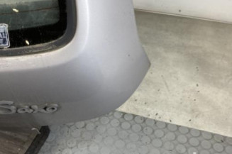 Malle/Hayon arriere CITROEN SAXO