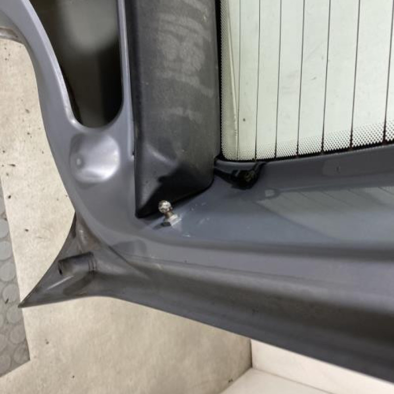 Malle/Hayon arriere CITROEN SAXO Photo n°11