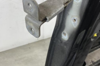Porte de coffre droit RENAULT TRAFIC 3
