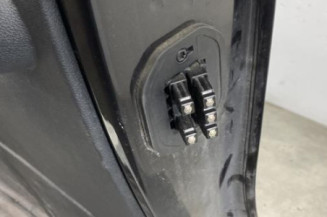 Porte laterale gauche RENAULT TRAFIC 3