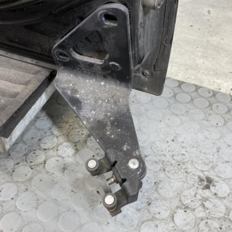 Porte laterale gauche RENAULT TRAFIC 3 Photo n°7