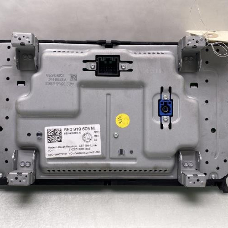 Ecran GPS SKODA OCTAVIA 4 Photo n°1