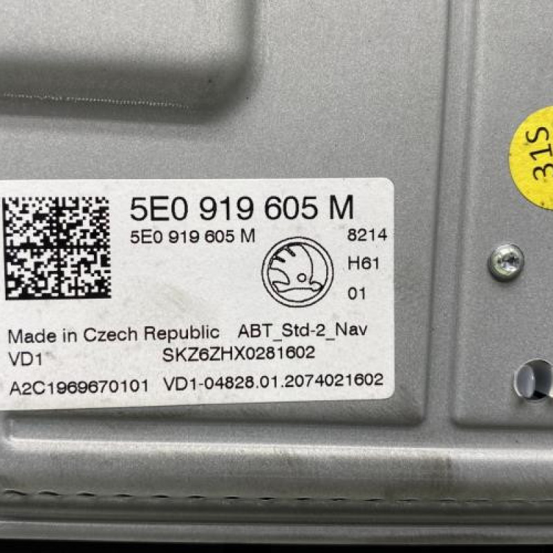 Ecran GPS SKODA OCTAVIA 4 Photo n°2
