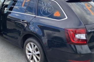 Actionneur verrou trappe d'essence SKODA OCTAVIA 4