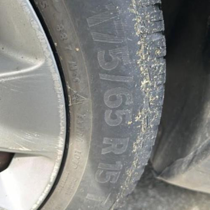 Porte avant droit NISSAN MICRA 3 Photo n°10