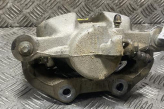 Etrier avant droit (freinage) PEUGEOT 2008 2