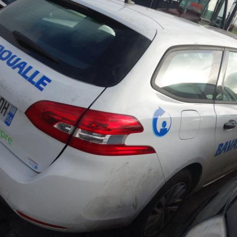 Moteur PEUGEOT 308 2 SW Photo n°3