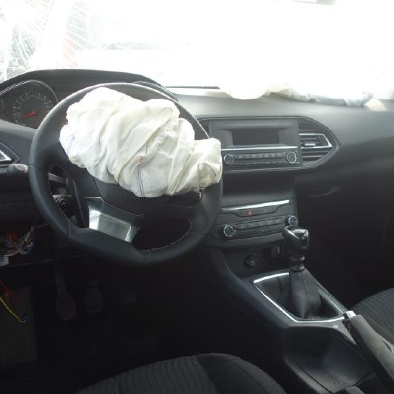 Moteur PEUGEOT 308 2 SW Photo n°7
