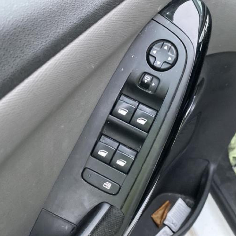 Lecteur de carte (neiman) CITROEN C4 PICASSO 2 Photo n°14