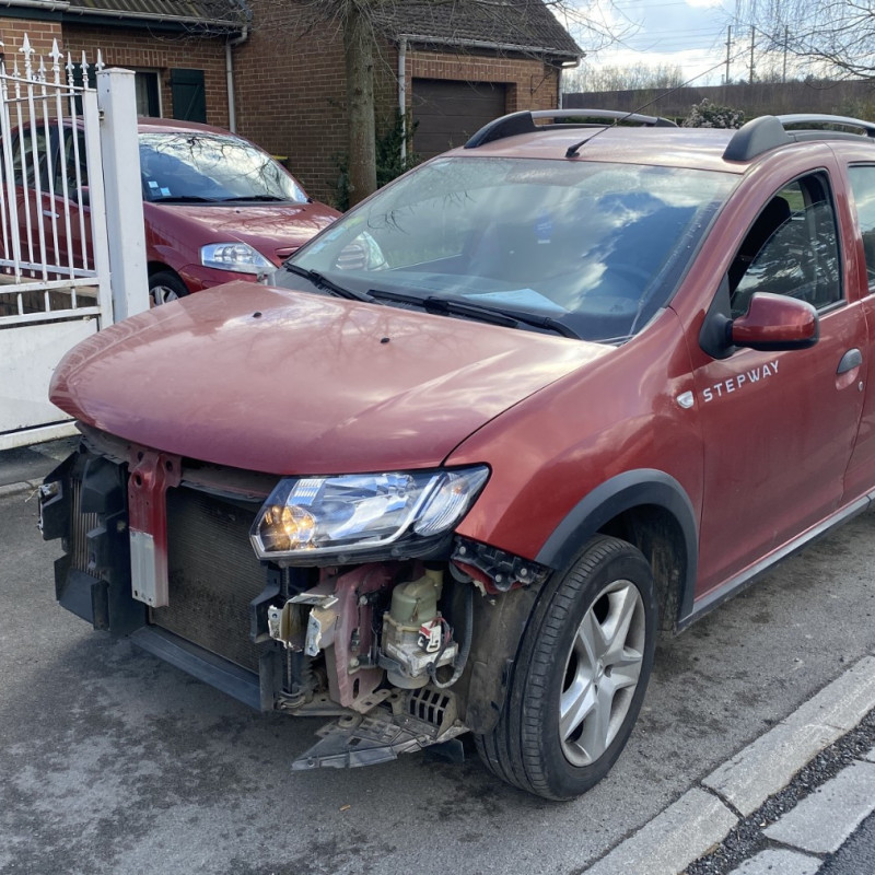 DACIA SANDERO 2 PHASE 1 1.5 BLUE DCI - 8V TURBO Photo n°3