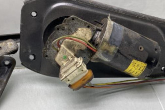Moteur essuie glace avant CITROEN BERLINGO 1