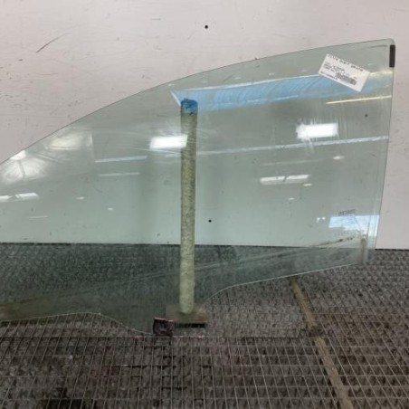 Vitre avant gauche FIAT GRANDE PUNTO Photo n°1