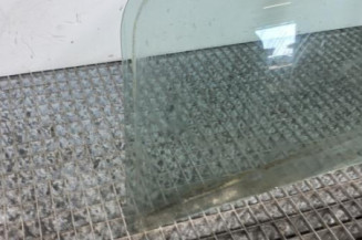 Vitre avant gauche FIAT GRANDE PUNTO