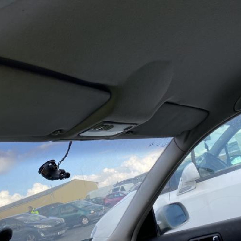 Vitre avant gauche VOLKSWAGEN BORA Photo n°19