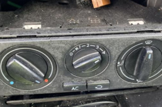 Vitre avant gauche VOLKSWAGEN BORA