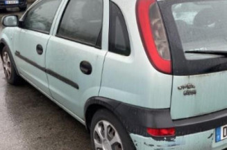Pare choc avant OPEL CORSA C