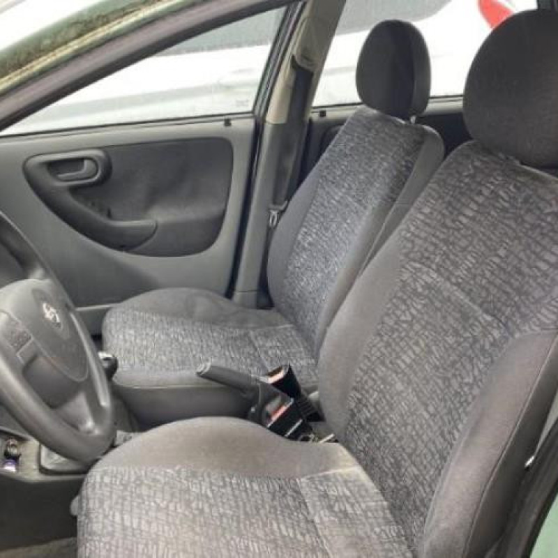 Pare choc avant OPEL CORSA C Photo n°20