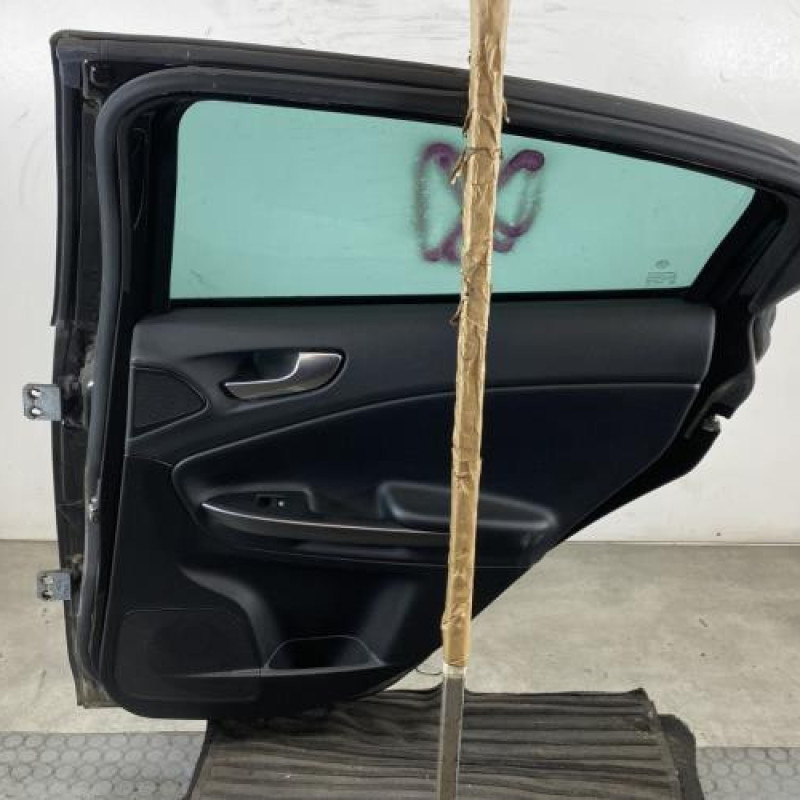 Porte arriere droit ALFA ROMEO GIULIETTA 2 Photo n°8