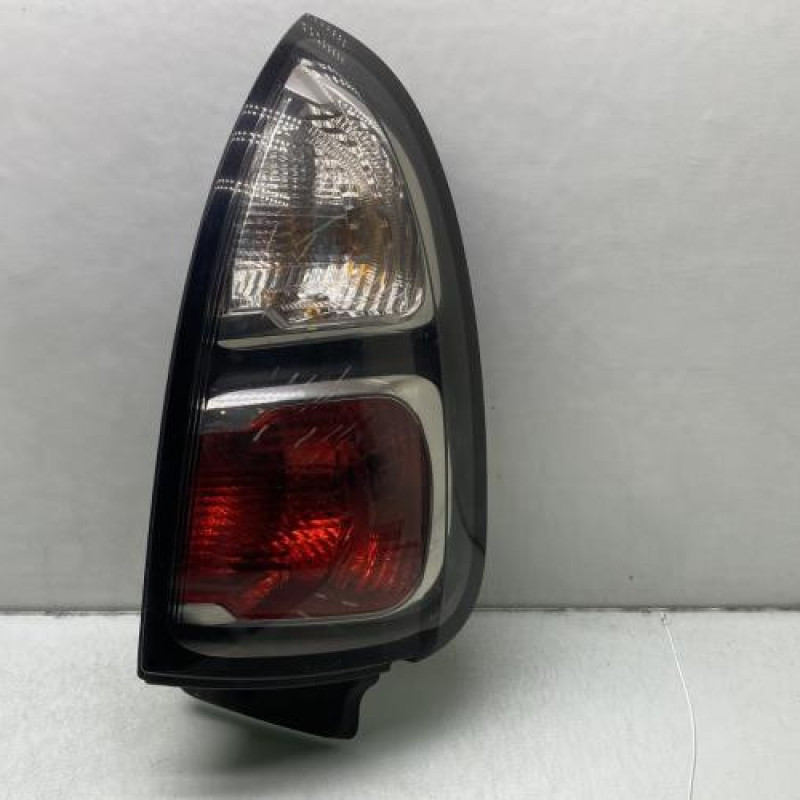 Feu arriere principal droit (feux) CITROEN C3 PICASSO Photo n°1