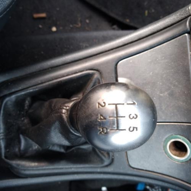 Moteur CITROEN XSARA Photo n°11