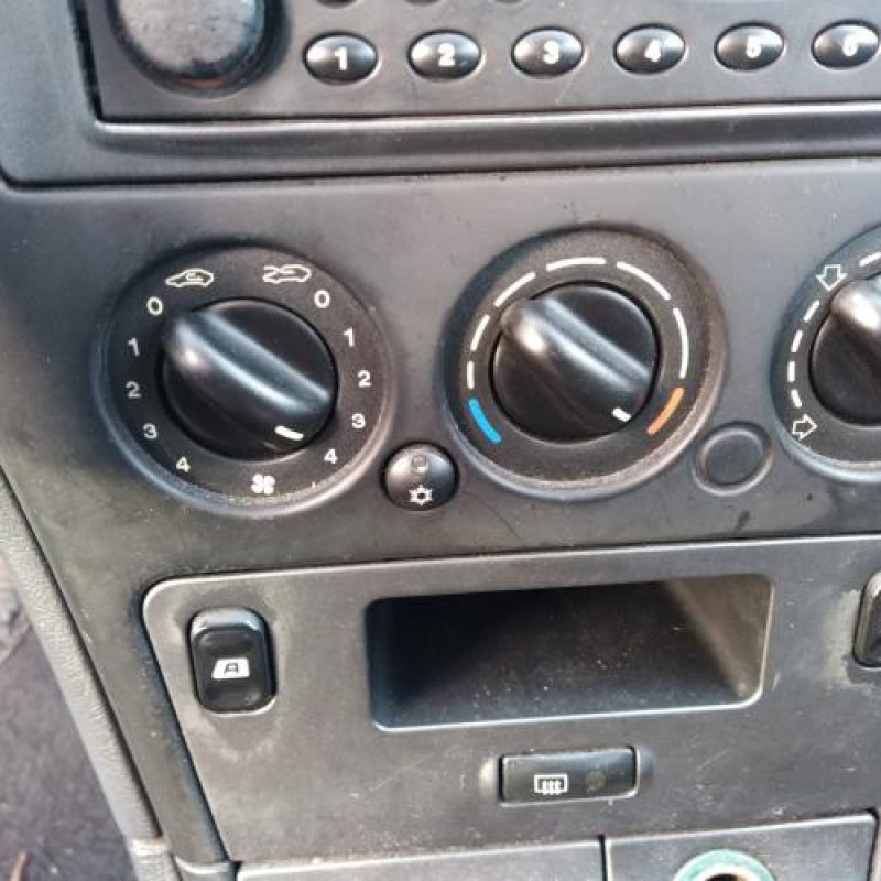 Moteur CITROEN XSARA Photo n°13