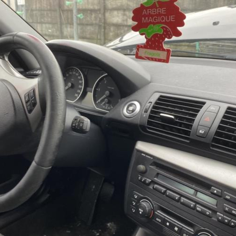 Feu arriere principal droit (feux) BMW SERIE 1 E87 Photo n°9