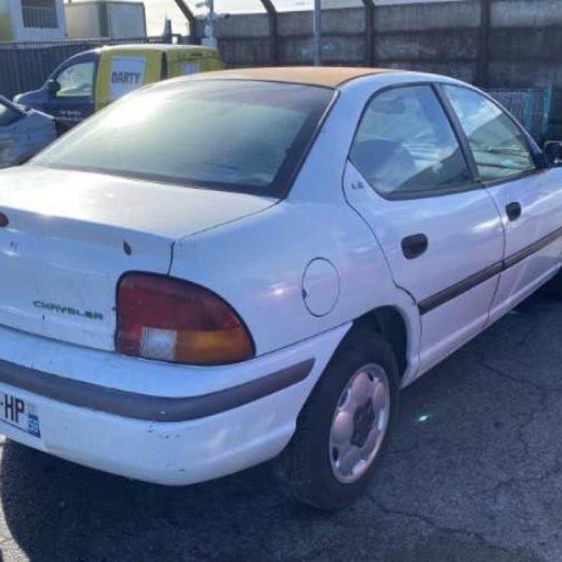 Optique avant secondaire gauche (feux)(clignotant) CHRYSLER NEON Photo n°14