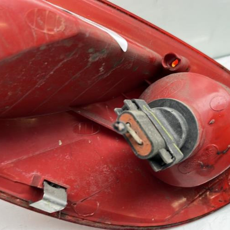 Feu arriere principal droit (feux) CHRYSLER PT CRUISER Photo n°7