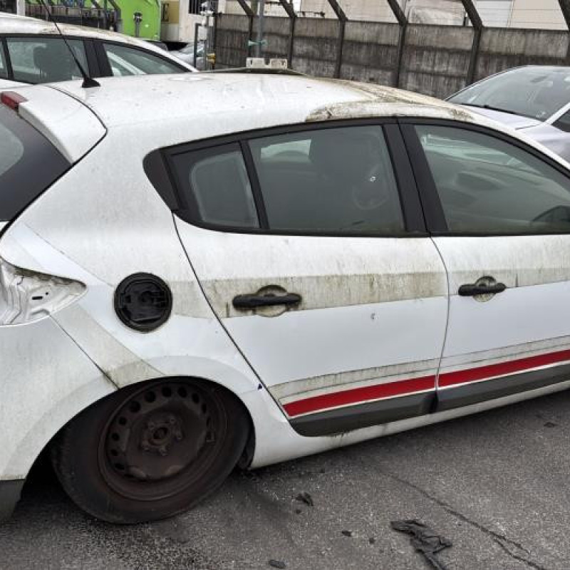 Moteur RENAULT MEGANE 3 Photo n°10